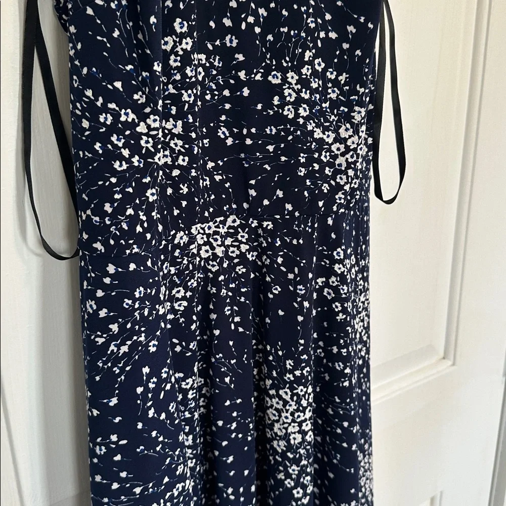 Fortune and Ivy navy and white floral dress size medium women’s - Picture 3 of 5